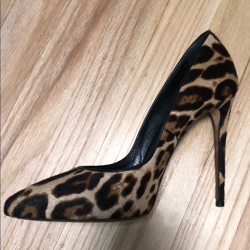 Dolce & Gabbana leopard stilettos